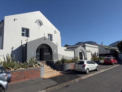 Commercial Property For Rent in Wynberg, Cape Town