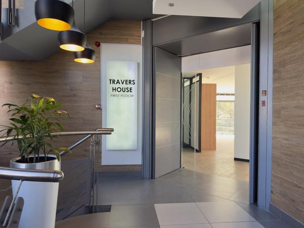 Commercial Property For Rent in Newlands, Cape Town